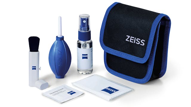zeiss-cleaning-products-lens-cleaning-kit.ts-1522301978440.jpg?auto=compress%2Cformat&fm=png&ixlib=java-1.1.11&w=640&s=12347e9a9e38405e0572d9c11c652654