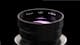 Uno de los raros objetivos de película ZEISS Planar de 0,7/50 mm utilizados por Stanley Kubrick para sus legendarias tomas de interiores sin luz artificial se exhibe ahora en el Museo ZEISS. Uno de los raros objetivos de película ZEISS Planar de 0,7/50 mm utilizados por Stanley Kubrick para sus legendarias tomas de interiores sin luz artificial se exhibe ahora en el Museo ZEISS.