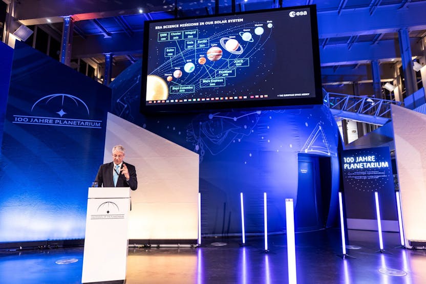 Planetarium in Halle (Saale) inaugurated with ZEISS technology